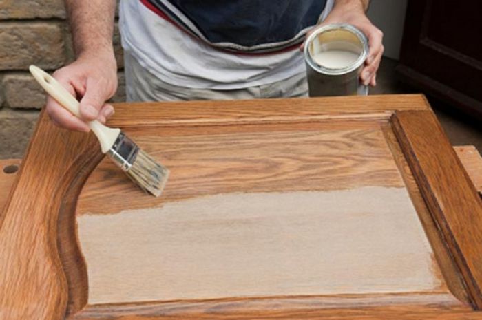 Как обновить старую кухонную мебель своими руками? фото до и после