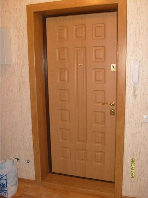 Как выбрать металлическую дверь в квартиру